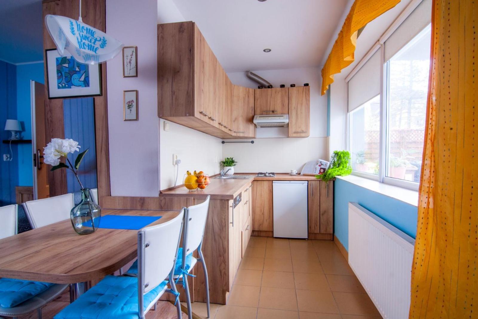 Wynajem Apartamentow I Pokoi. อุสตรอเนียมอร์สเกีย ภายนอก รูปภาพ